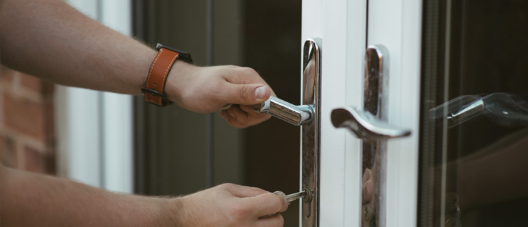 24 hour key locksmith Lincoln